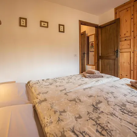 Loretta Myholidaylivigno Apartment *